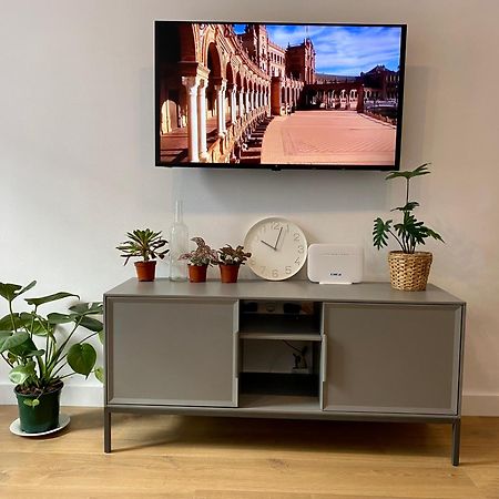 Moderno Estudio Junto Al Rio Sevilla Dış mekan fotoğraf